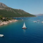 Découvrir la baie de figari : entre nature sauvage et sports nautiques